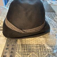 Cappello Barbisio