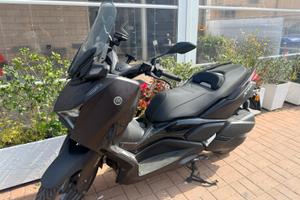 Yamaha XMAX 300 TECH MAX anno 2024 - 4100KM