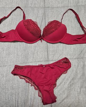 completino intimo color fragola