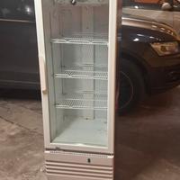 vetrina frigo per bibite 