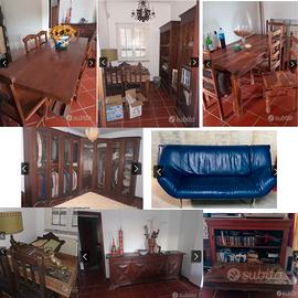 Mobilio in legno di noce  spazzolato