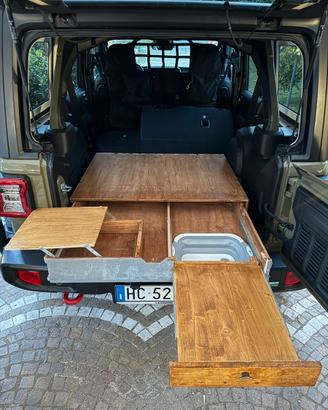 Kit camperizzazione auto (Jeep Wrangler - Duster)