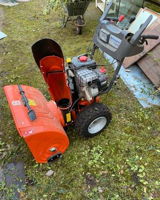 spazzaneve Husqvarna ST268EP nuovo