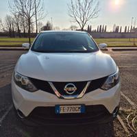 nissan qashqai 1.6 dci 2WD