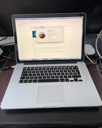 Macbook pro 15,4" retina display i7 8GB SSD 256GB