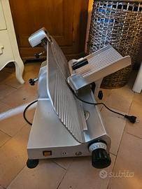 Affettatrice professionale 