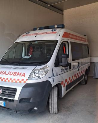 Ambulanza Fiat Ducato 2014