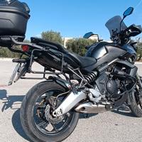 Moto Kawasaki Versys 650 touring 