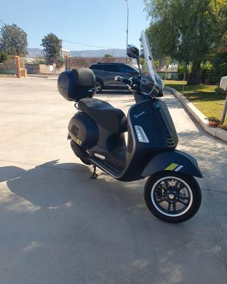 Vespa GTS 300 SuperTech 2024 – circa 1.000 km –
