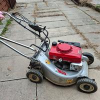 taglia erba  trazionato Honda