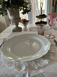 30  piatti grandi  bianchi diametro 33cm
