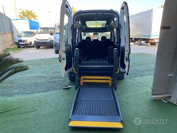 Opel Combo 1.6 Diesel Maxi 5+1 Pedana Disabili