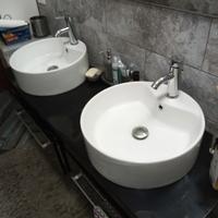lavelli bagno completi di rubinetteria 