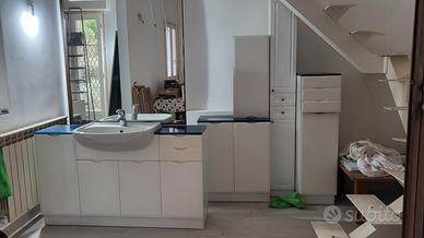 set mobili per bagno