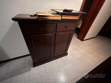 Credenza in legno massello