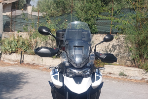 Triumph Tiger 900