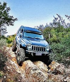 Jeep cherokee 2.8 preparato