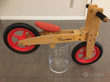 Bici in legno senza pedali