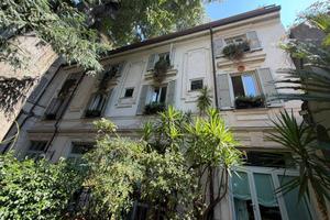 Villa di 600 m² con più di 5 locali e box auto dop
