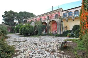 Villa nobiliare 1800mq da ristrutturare a Giarre