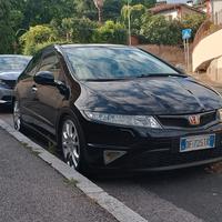 Honda civic 1.8 I-vtec incidentata