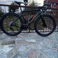 Ridley ASTR 2024 -SRAM RIVAL AXS 12V-RACING GRAVEL