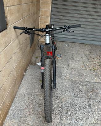 Bicicletta Ebike wilier e903