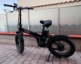Bici elettrica pieghevole