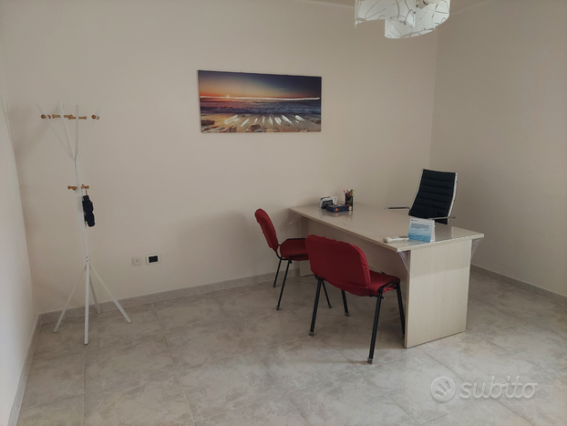 Stanza studio per professionisti sanitari Caserta