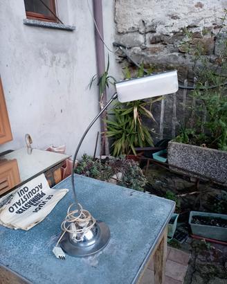 Lampada da tavolo vintage anni 70 