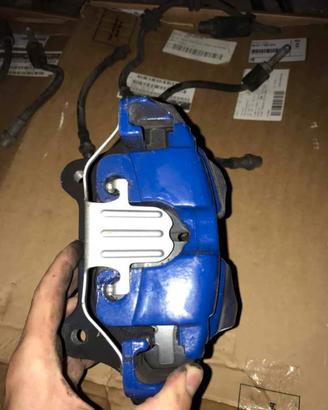 Pinze freni Brembo blu originali BMW 123d ant.