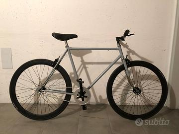 Bicicletta Fixed/Ruota libera