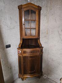 angoliera vetrina classica in legno noce 
