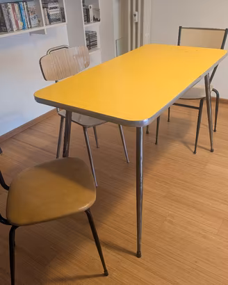 tavolo vintage in formica anni '50