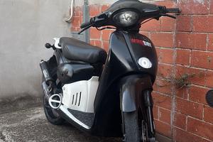 Aprilia scarabeo