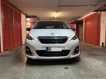 Peugeot 108 Top Allure -telecamera E6b
