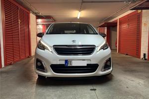 Peugeot 108 Top Allure -telecamera E6b