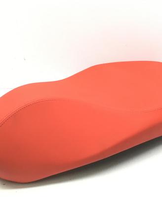 PIAGGIO VESPA PRIMAVERA RED 3V 50 SELLA SADDLE 202