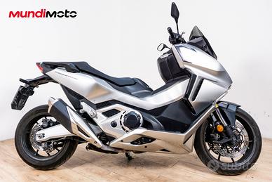 HONDA FORZA 750 - 2022