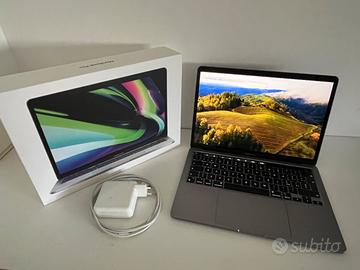 MacBook Pro 13" M2 - RAM 8gb - SSD 256gb