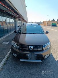 Dacia Sandero stepway  0.9 techoroad 