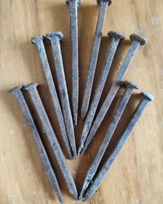 Chiodi antichi originali, ferro forgiato