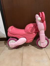 Moto rosa bambina