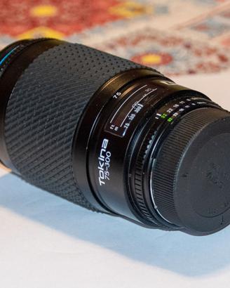 Tokina AF 75-300mm f4.5-5.6 attacco Nikon
