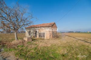 Rudere da ristrutturare, o demolire e ricostruire