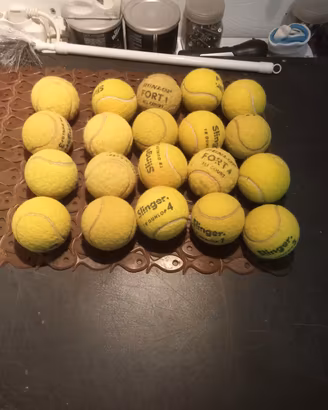 20 palline da tennis usate 