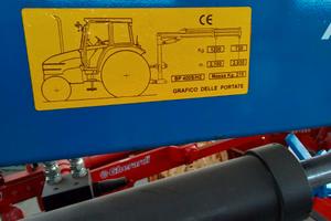 Gruetta idraulica portasacconi