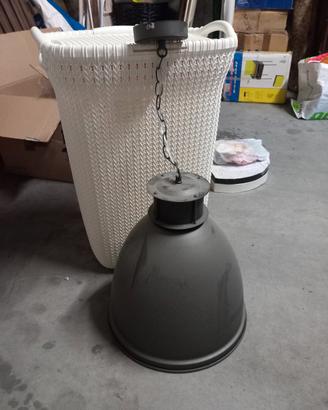 Lampadario stile industrial