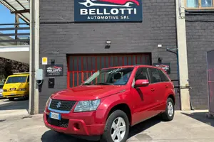 Suzuki Grand Vitara 2.0 16V 5 P GPL UNI PROP