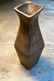 Vaso in legno